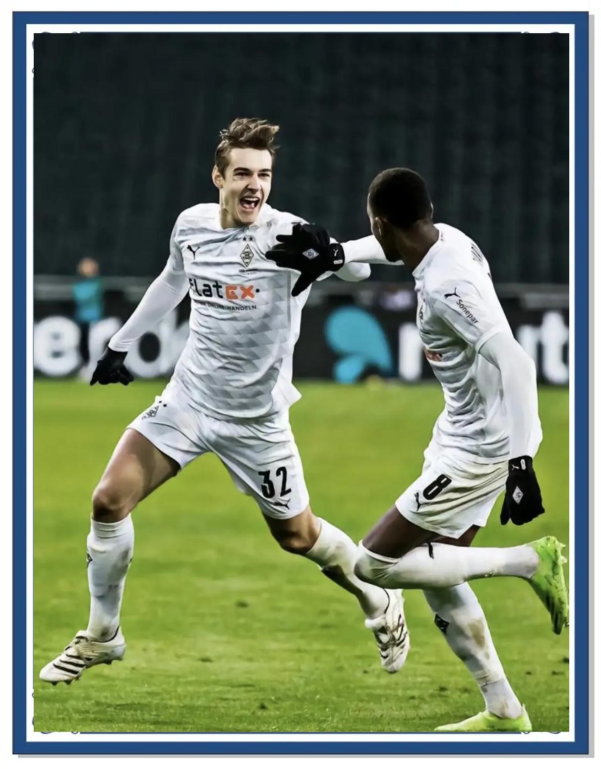 奥斯卡之战:门兴主场迎战弗赖堡的简单介绍 奥斯卡之战:门兴主场迎战弗赖堡的简单介绍