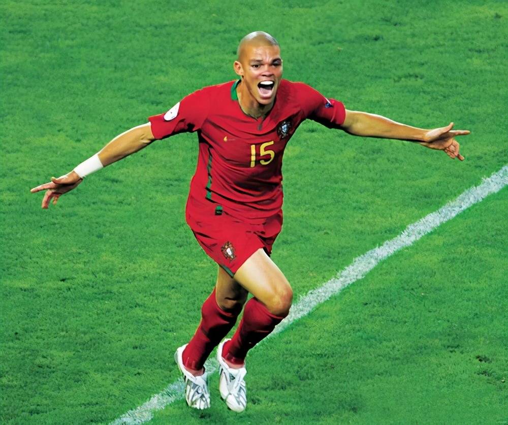 关于罗马新援挺身而出，成为球队火力担当的信息