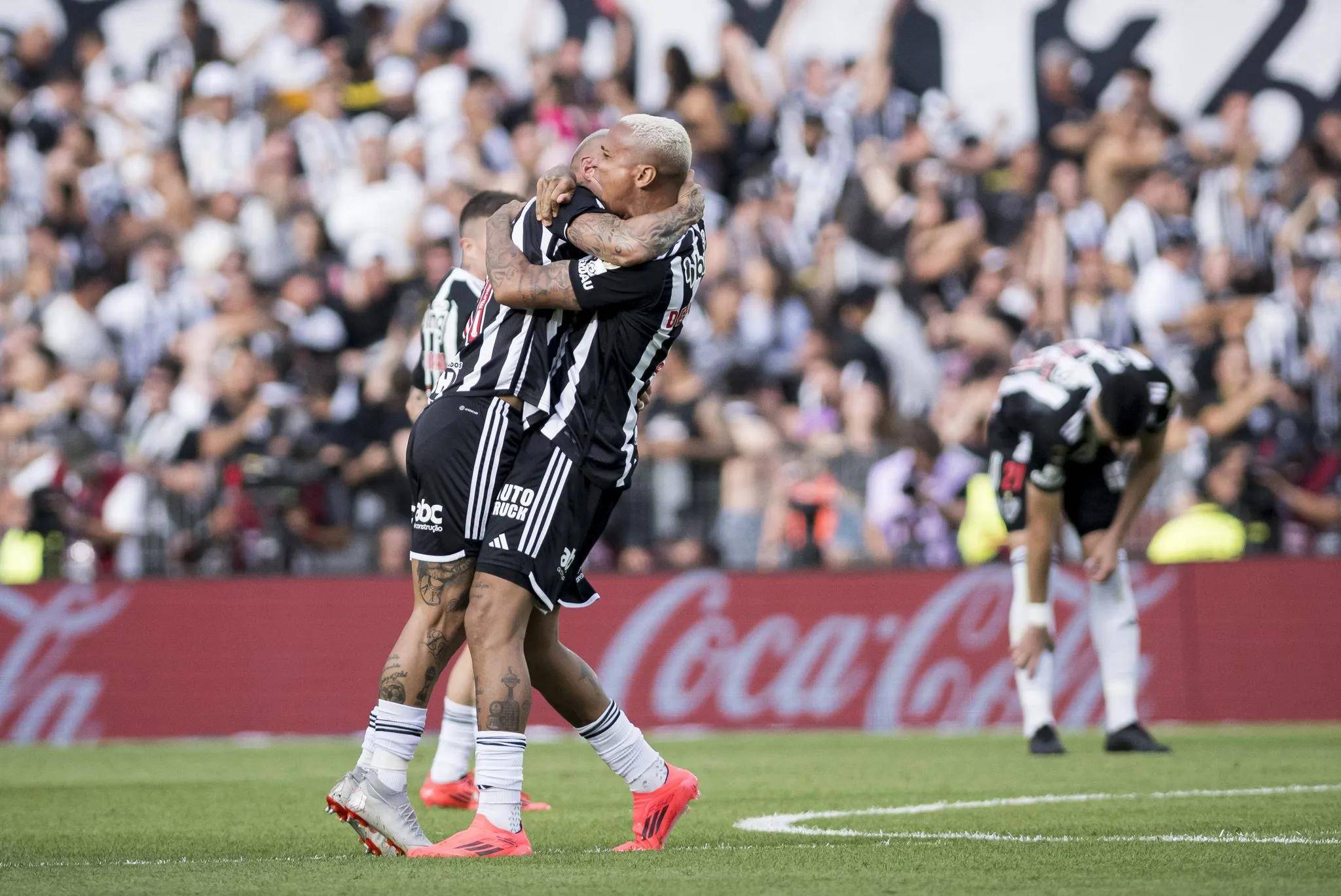 南美俱乐部在北美职业联赛中斩获胜利 南美俱乐部在北美职业联赛中斩获胜利