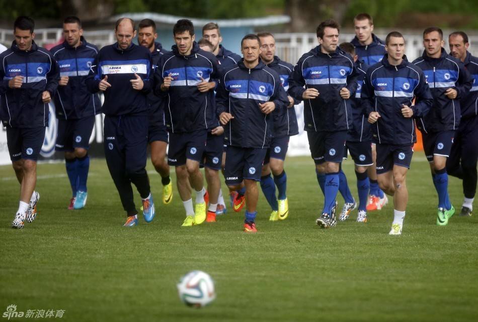 波黑队备战欧洲杯预选赛,备受关注 波黑队备战欧洲杯预选赛,备受关注