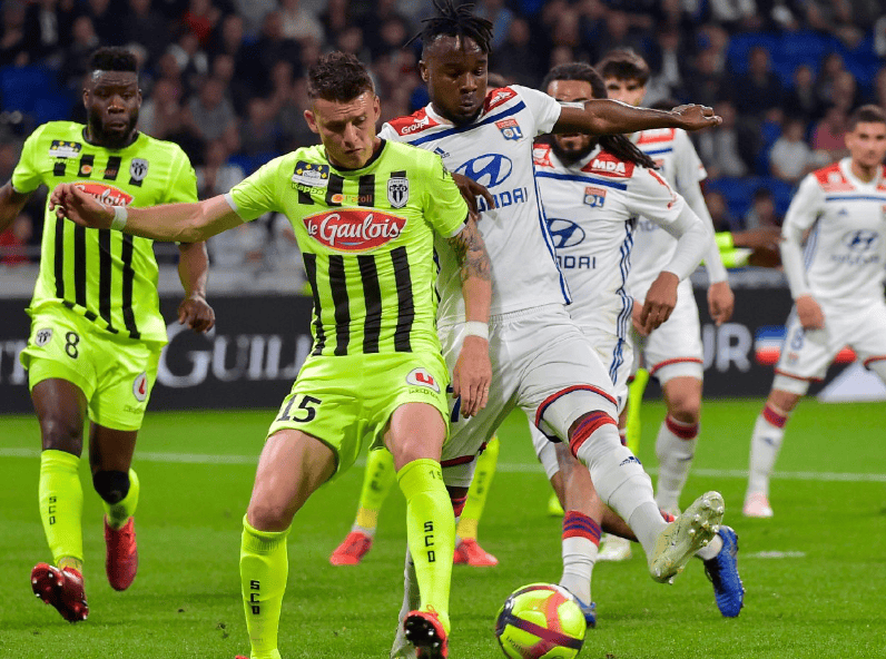 重庆力帆在主场战平对手,抢分成功 重庆力帆在主场战平对手,抢分成功