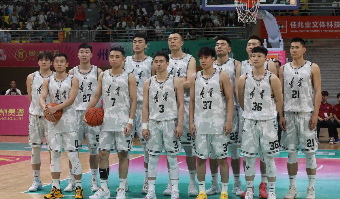 江苏男篮球员发挥出色,全队逐渐找回状态 江苏男篮球员发挥出色,全队逐渐找回状态