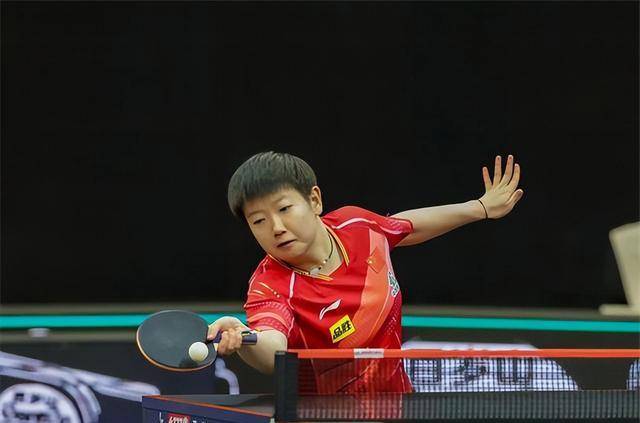 西藏女篮实力夺冠，稳坐胜利宝座