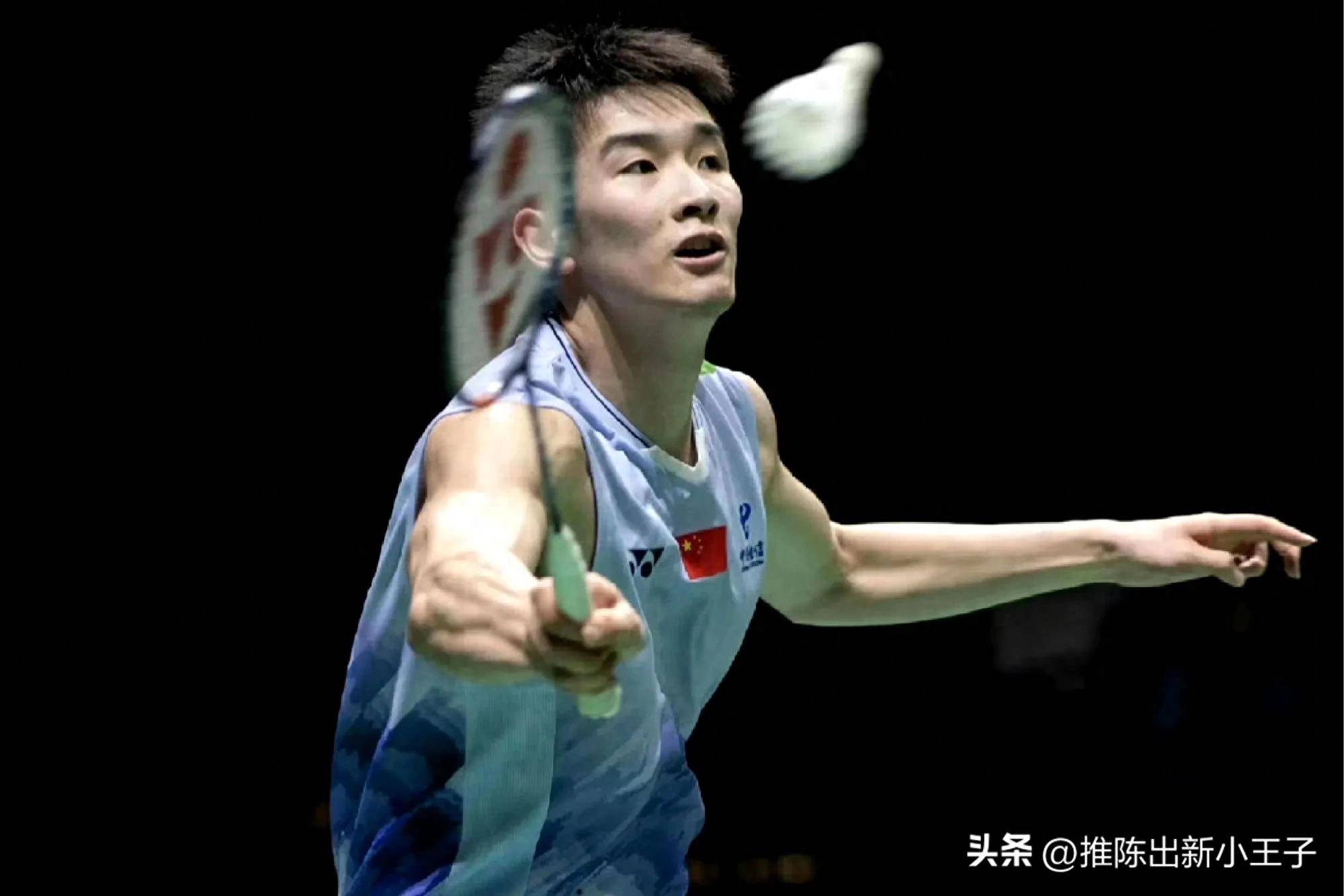 包含印度羽毛球选手锐意冲刺，奋力争取胜利的词条