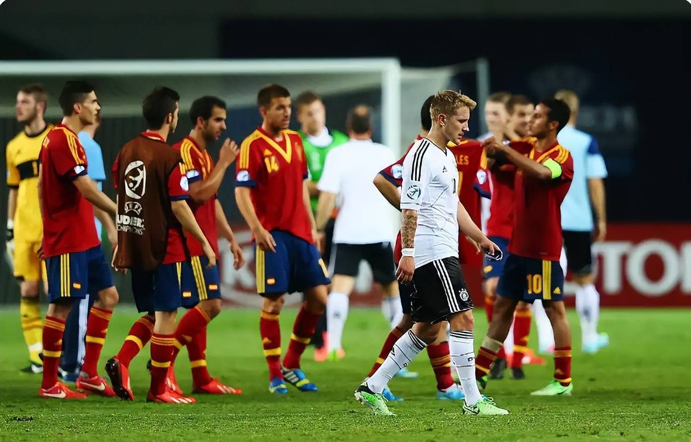 斯洛伐克队连续取胜排名上升 斯洛伐克队连续取胜排名上升