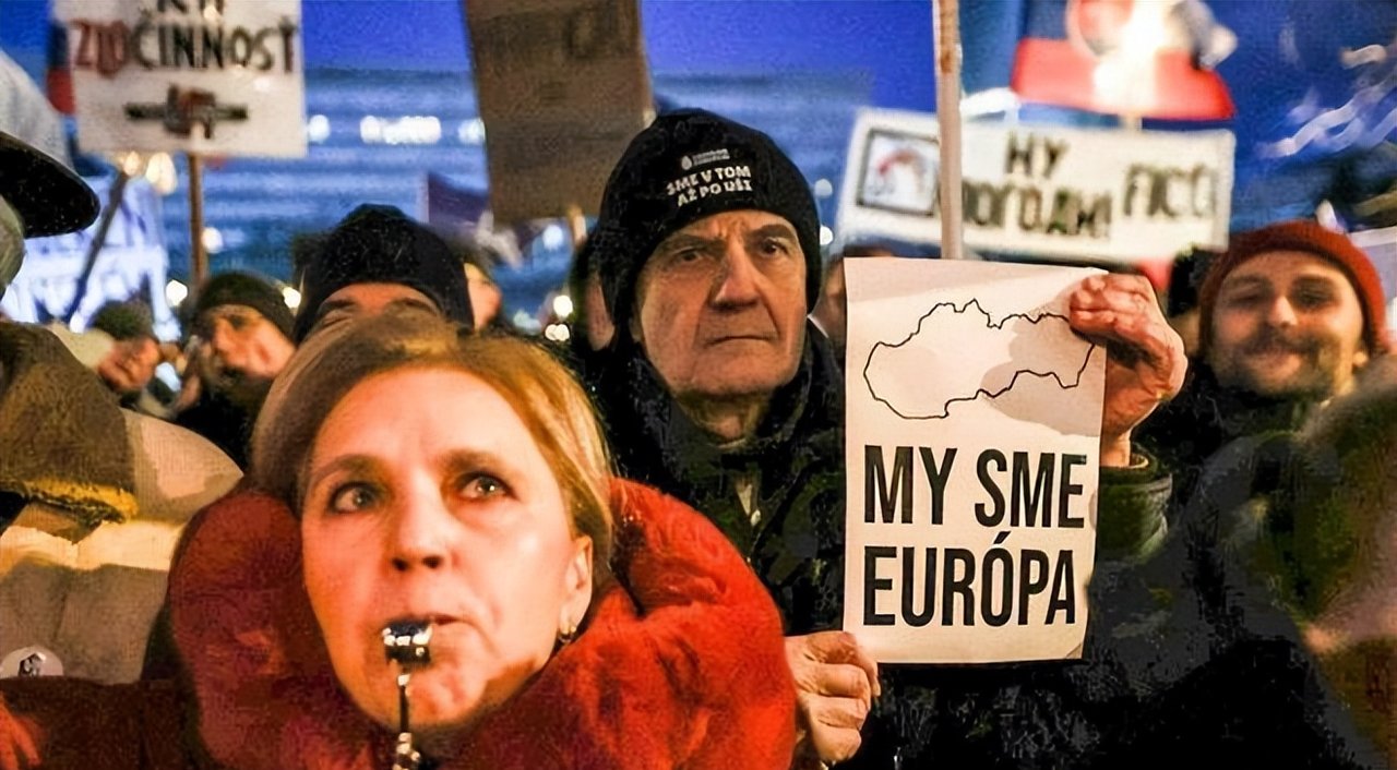 塞尔维亚对北爱尔兰：苦战关键赛