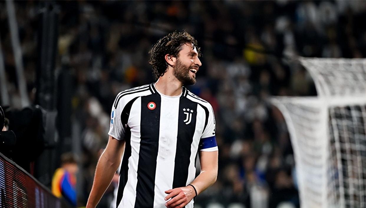 关于佛罗伦萨坚决求胜,帕尔马需继续努力的信息 关于佛罗伦萨坚决求胜,帕尔马需继续努力的信息