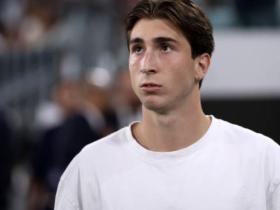 热那亚球员采取心理辅导,提高比赛士气 热那亚球员采取心理辅导,提高比赛士气