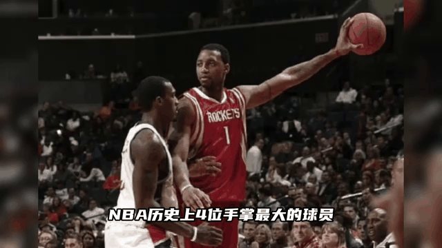 球队考察新秀球员，经过层层筛选确认签约