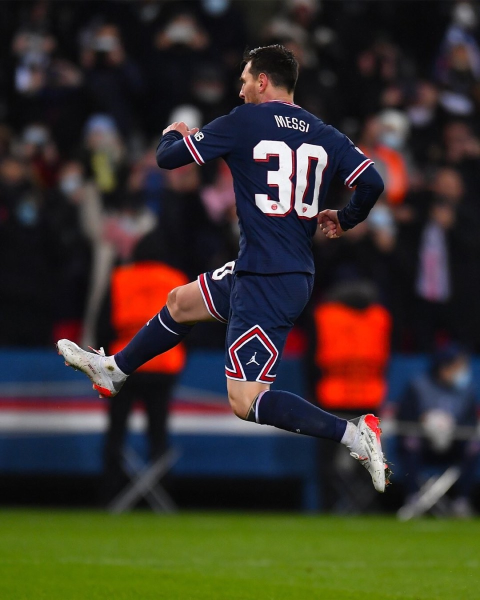 巴黎圣日耳曼球员状态神勇,赛场表现抢眼的简单介绍 巴黎圣日耳曼球员状态神勇,赛场表现抢眼的简单介绍