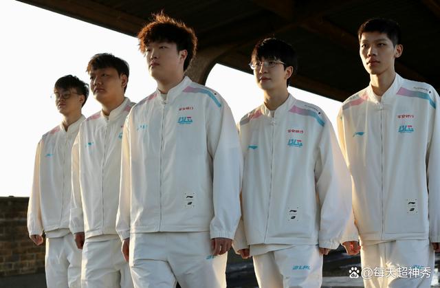 包含EDG力克GEN,Elk关键团战开团秒人焦点之战淘汰赛,技惊四座的词条 包含EDG力克GEN,Elk关键团战开团秒人焦点之战淘汰赛,技惊四座的词条