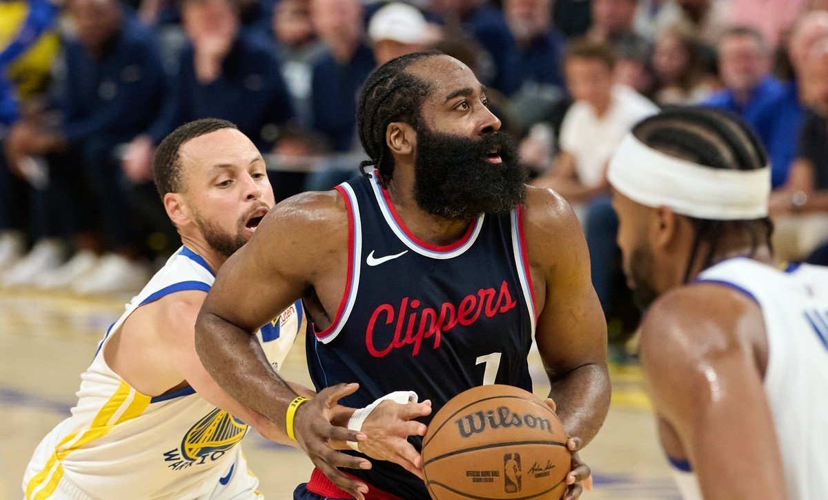 关于公牛队快船队迎来对决，胜者将晋级季后赛的信息