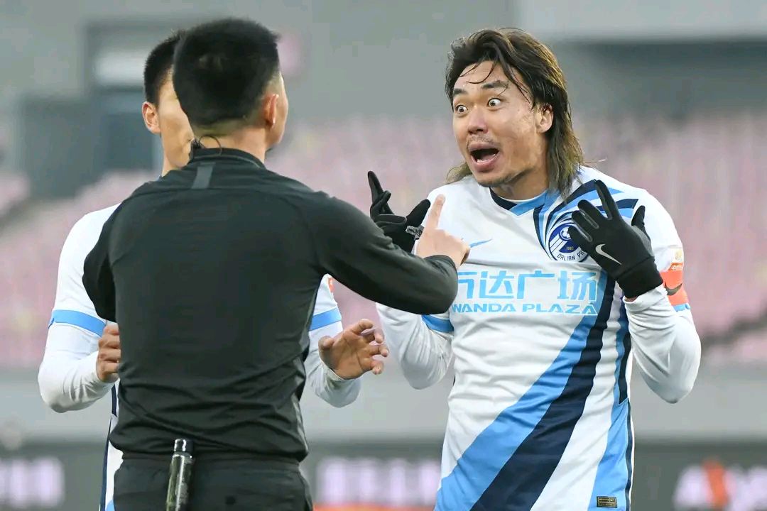 触底反弹之战：黑龙江队挑战大连队