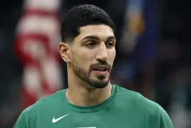 开拓者大胜湖人，埃尼斯坎特内线发威的简单介绍