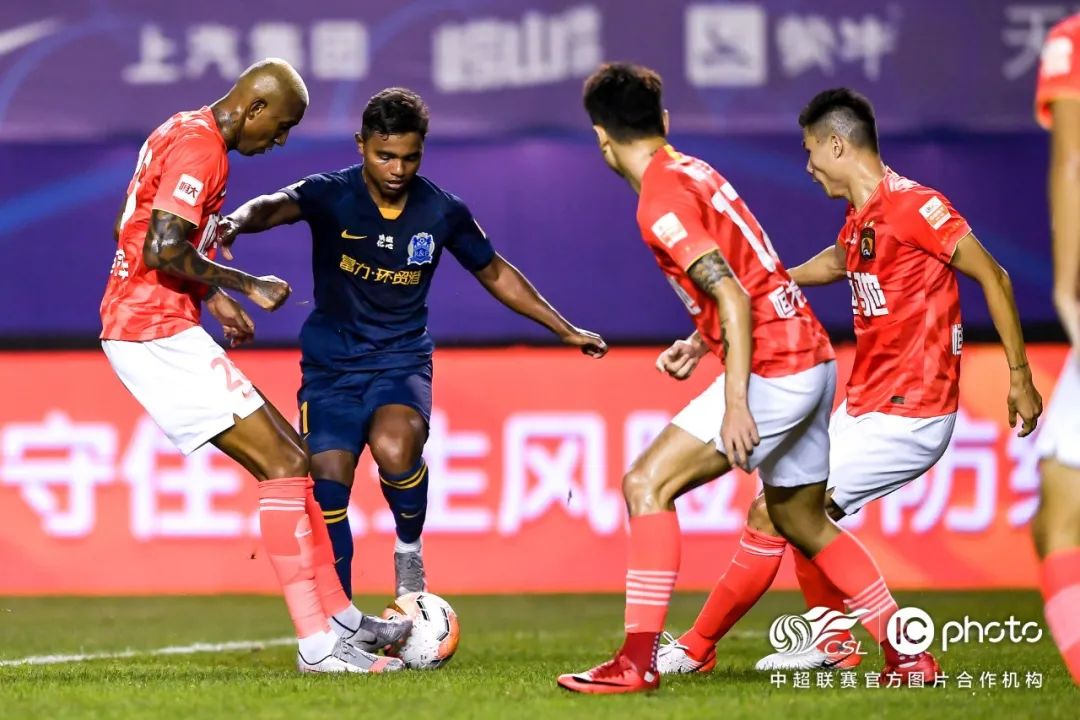 阿尔科伦对阵奥维耶多，争取胜利