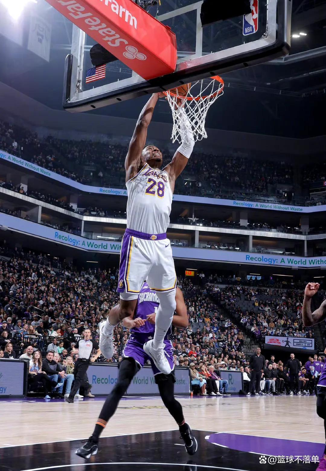 湖人逆袭开拓者,挺进东部半决赛 湖人逆袭开拓者,挺进东部半决赛