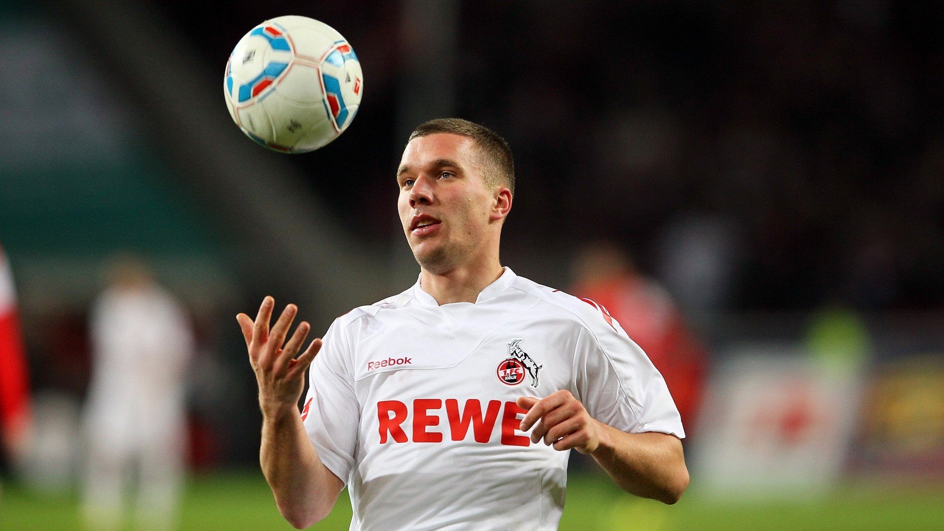 逆转与突破，英格兰队惊天翻盘，奥恰洛夫刷新历史纪录